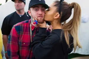 Ariana Grande recibe emotiva felicitación