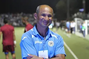 Henry Duarte satisfecho con el campamento de la Azul y Blanco en Miami