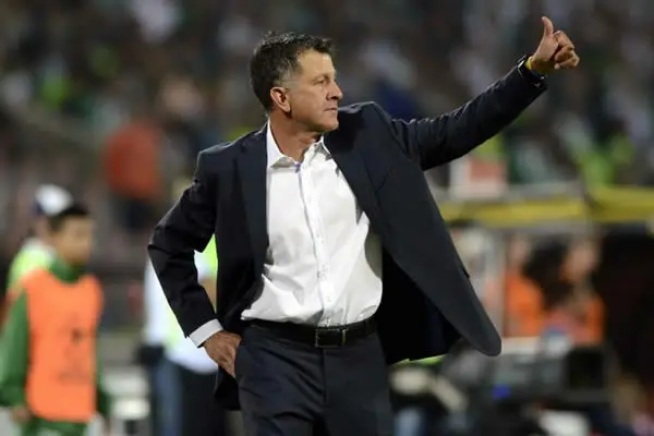 Juan Carlos Osorio entrenador de México es suspendido 6 partidos