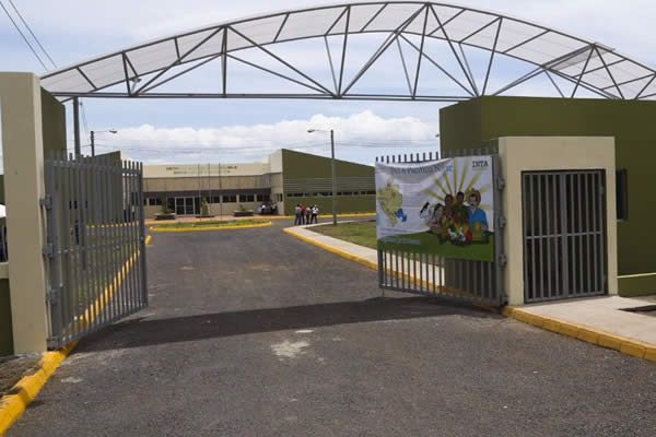 Presentan instalaciones del Centro de Desarrollo Tecnológico en Posoltega