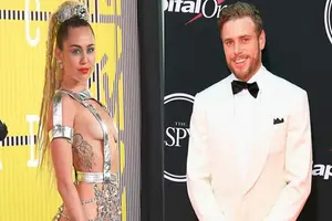 Atleta Olimpico confiesa besar sin malicia a Miley Cyrus