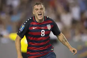 Estados Unidos vence a Martinica y pone un pie en los cuartos de final de la Copa Oro