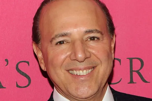 Tommy Mottola da la bienvenida a su nieto