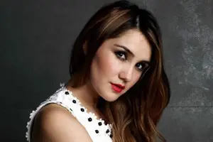 Dulce María de gira por a Europa