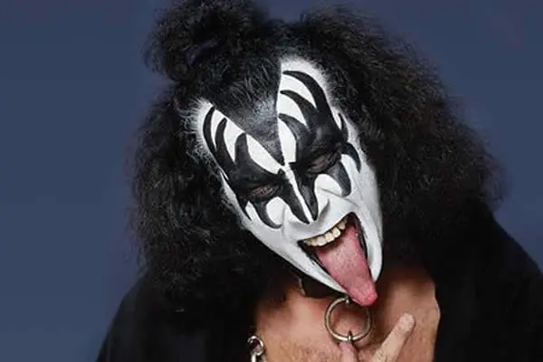 Gene Simmons tiene un peculiar gemelo