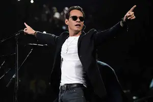 Así supera Marc Anthony la muerte de su madre