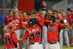 Norlando Valle destrozó el pitcheo de Estelí que perdió 11-3 contra León