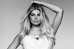 Fergie causa revuelo con su figura