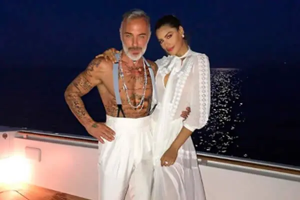 Gianluca Vacchi celebra su cumpleaños 50 junto a Ariadna Gutiérrez
