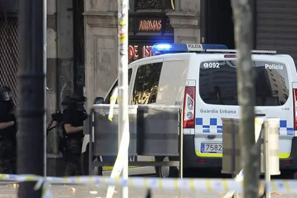 Detienen al cuarto sospechoso del atentado en Plaza Rambla, Barcelona