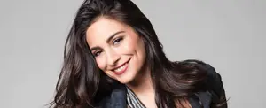 Ana Brenda cautiva con sexy escote