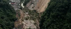 Alrededor de 200 afectados y Dos muertos por derrumbe en Guatemala