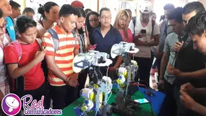 Jóvenes de Carazo exhiben proyectos de robótica y aplicación móviles en la Expo Bot´s 2017