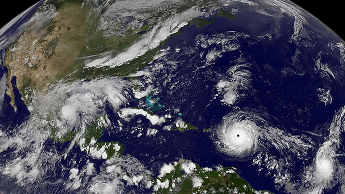 El impactante paso del huracán Irma por el Caribe