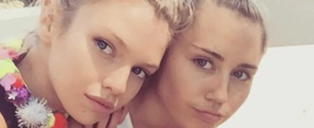 ¿Miley Cyrus pensó en su exnovia al escribir "She's Not Him"?