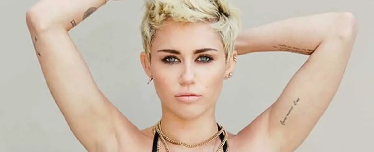 Miley Cyrus aparecerá desnuda en la portada de nuevo libro