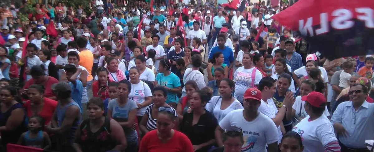 Al son de música revolucionaria pobladores de Mateare celebraron cierre de campaña electoral