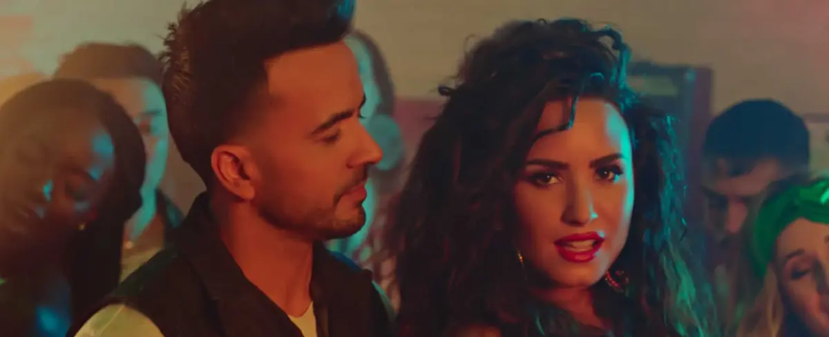 Luis Fonsi lanza nuevo tema musical junto a Demi Lovato