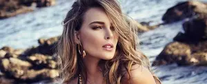 Belinda es duramente criticada por sus piernas