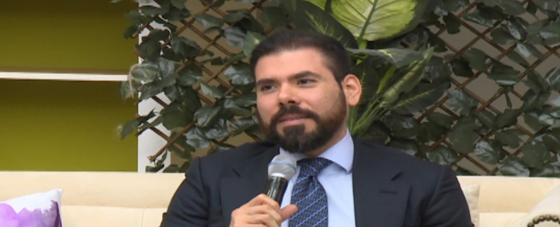Laureano Ortega, te invita a lo "Íntimo"