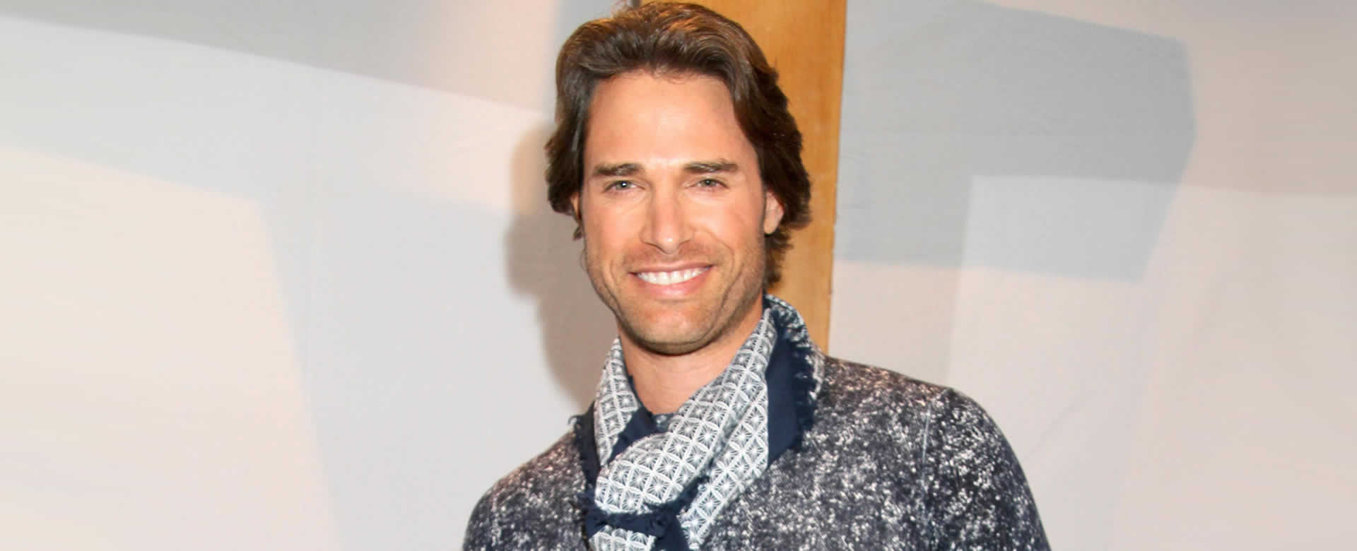 Sebastián Rulli sufre accidente en set de grabación