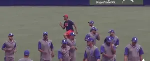 Juan Carlos Ramírez visita a la Selección Nacional de Béisbol