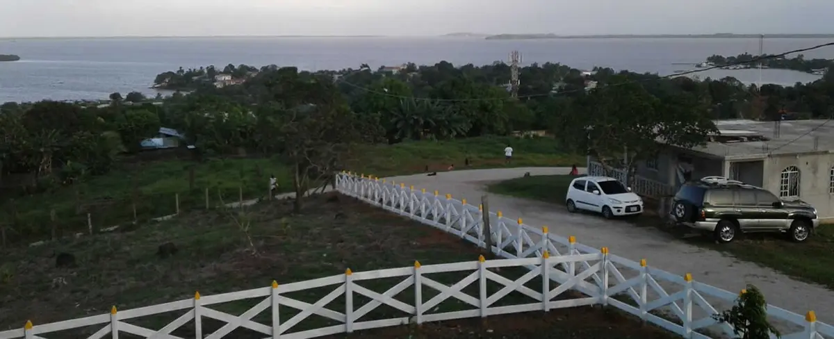 Inauguran restaurante en Bluefields con vista panorámica