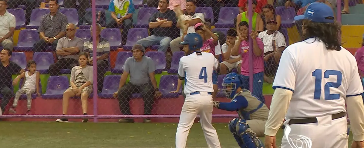 Softball de los Juegos Centroamericanos continúan desarrollándose en la capital