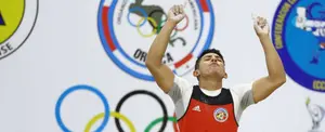 Orlando Vasquez Jr. levanta 3 medallas de oro para Nicaragua