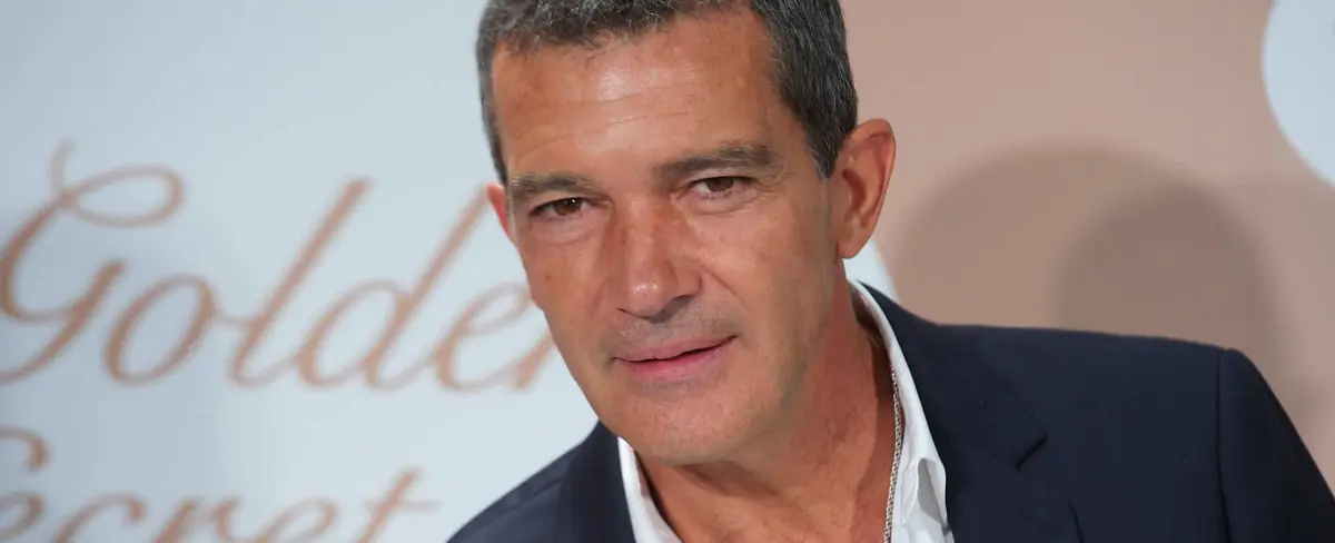 Antonio Banderas se compró un avión de 4.5 millones de euros