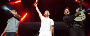 ¿Jonas Brothers de nuevo al escenario?
