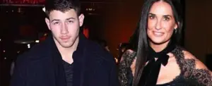 ¿Por qué Nick Jonas las prefiere mayores?