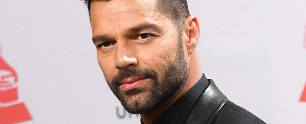 Ricky Martin niega la “repugnante” acusación de incesto presentada por su sobrino