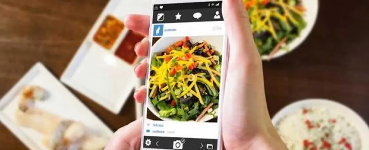 Instagram lanza nuevos stickers en forma de GIFs