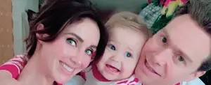 Anahí comparte foto alimentando a su bebé a víspera de su primer año