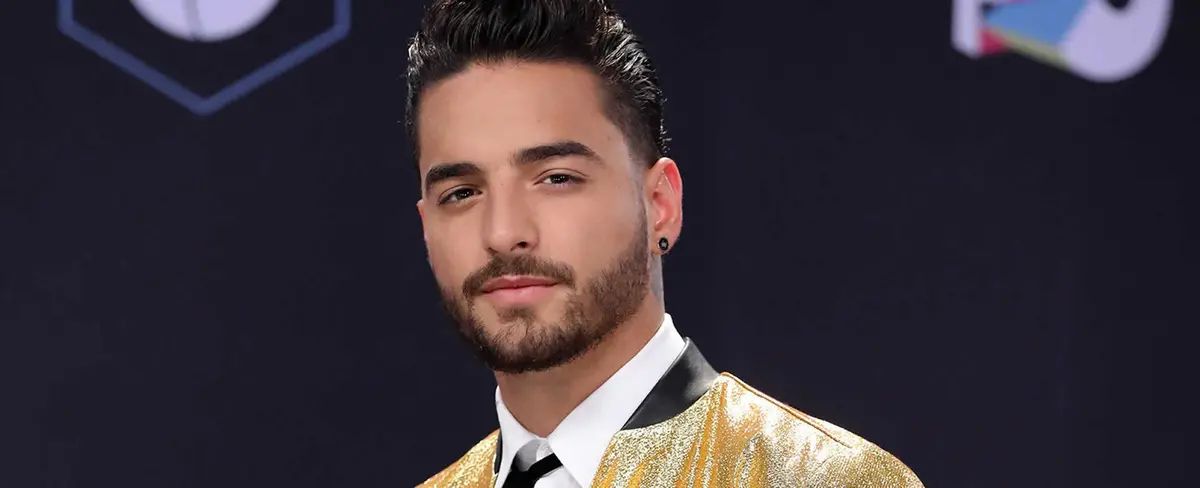 Maluma lució un divertido disfraz de oso de peluche en París