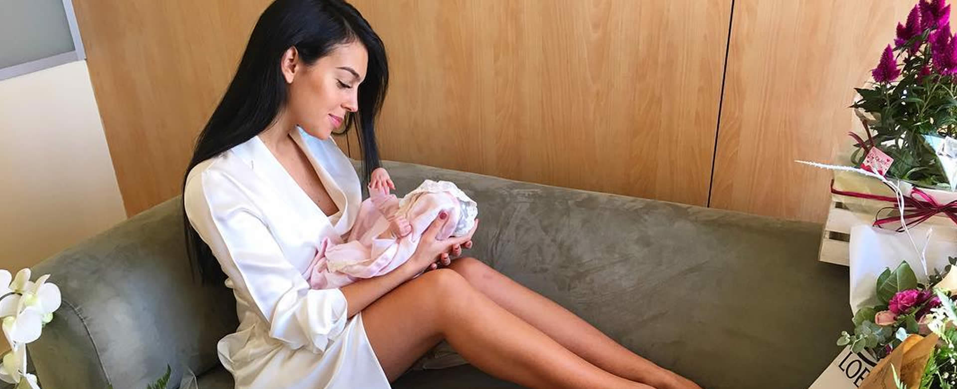 Novia de Cristiano Ronaldo comparte su experiencia como madre primeriza
