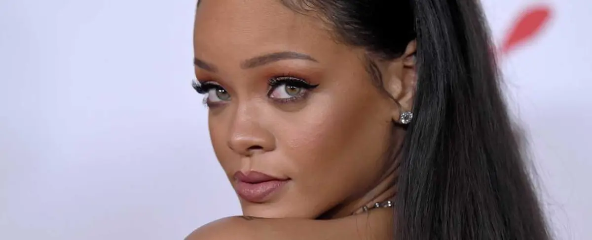 Rihanna no tiene prisa por recuperar su figura tras embarazo