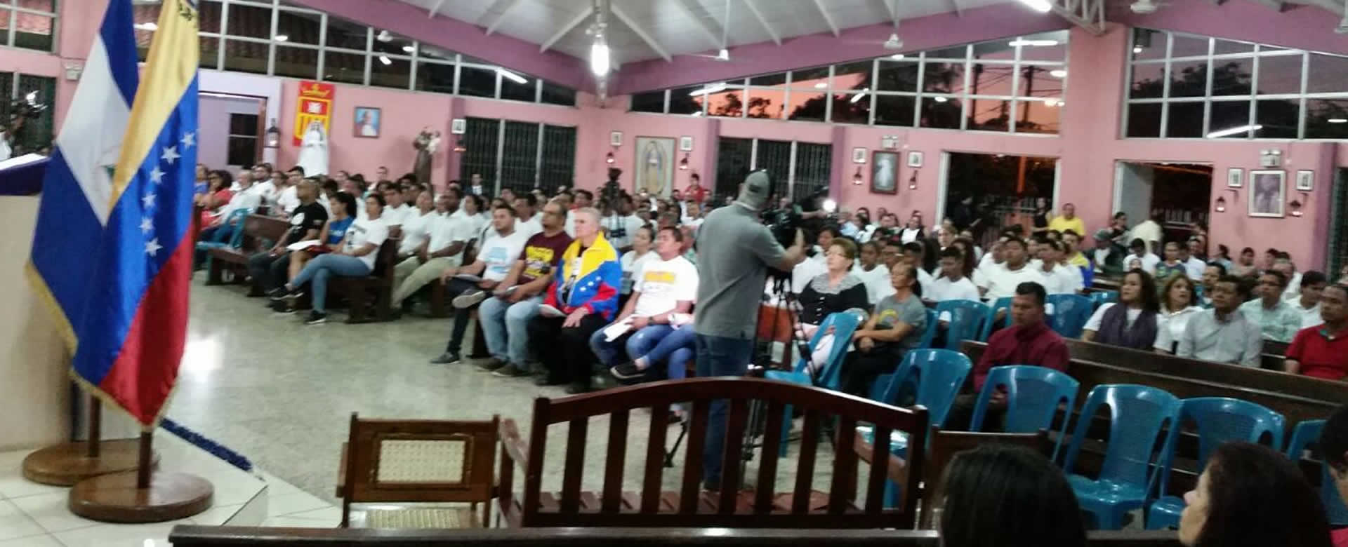 Realizan misa en Parroquia Nuestra Señora de la Merced, en honor al Comandante Chávez 