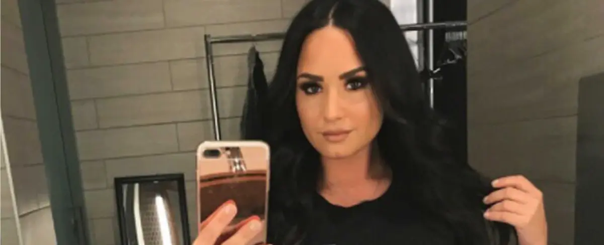 Demi Lovato agradece a su familia poder celebrar 6 años de sobriedad