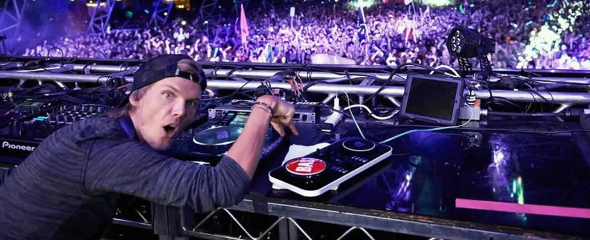 Fallece a los 28 años el dj sueco Avicii