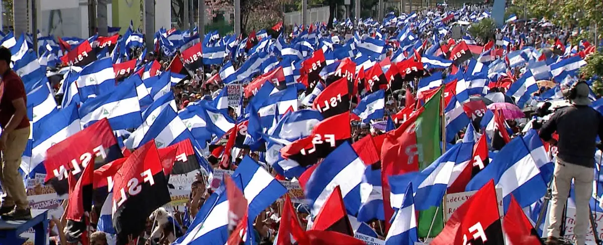 Analistas políticos coinciden en que el Diálogo es el único medio para abrazar la paz