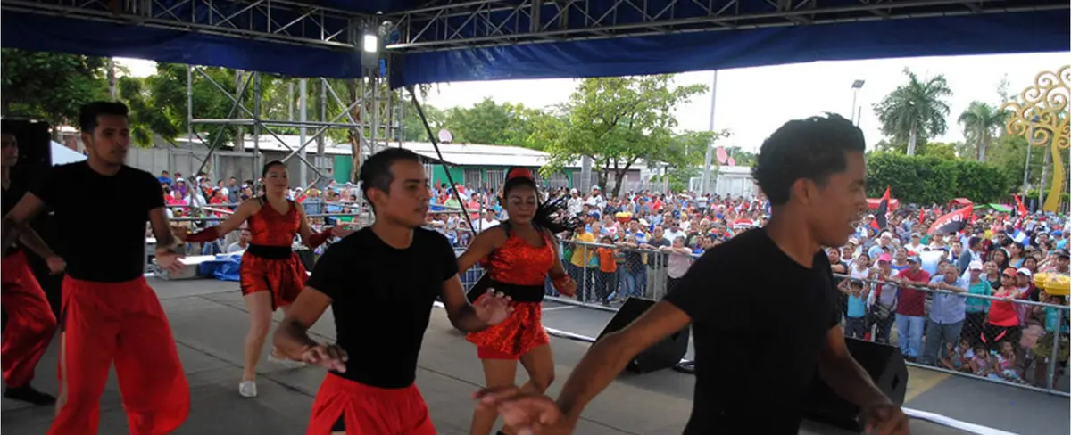 Artistas se manifiestan por la Paz y el Diálogo en Nicaragua
