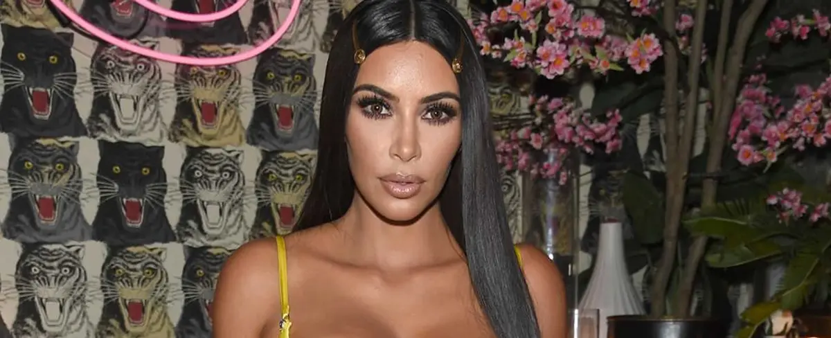 Kim Kardashian es criticada por sus fans tras exponer sin ropa a sus hijos