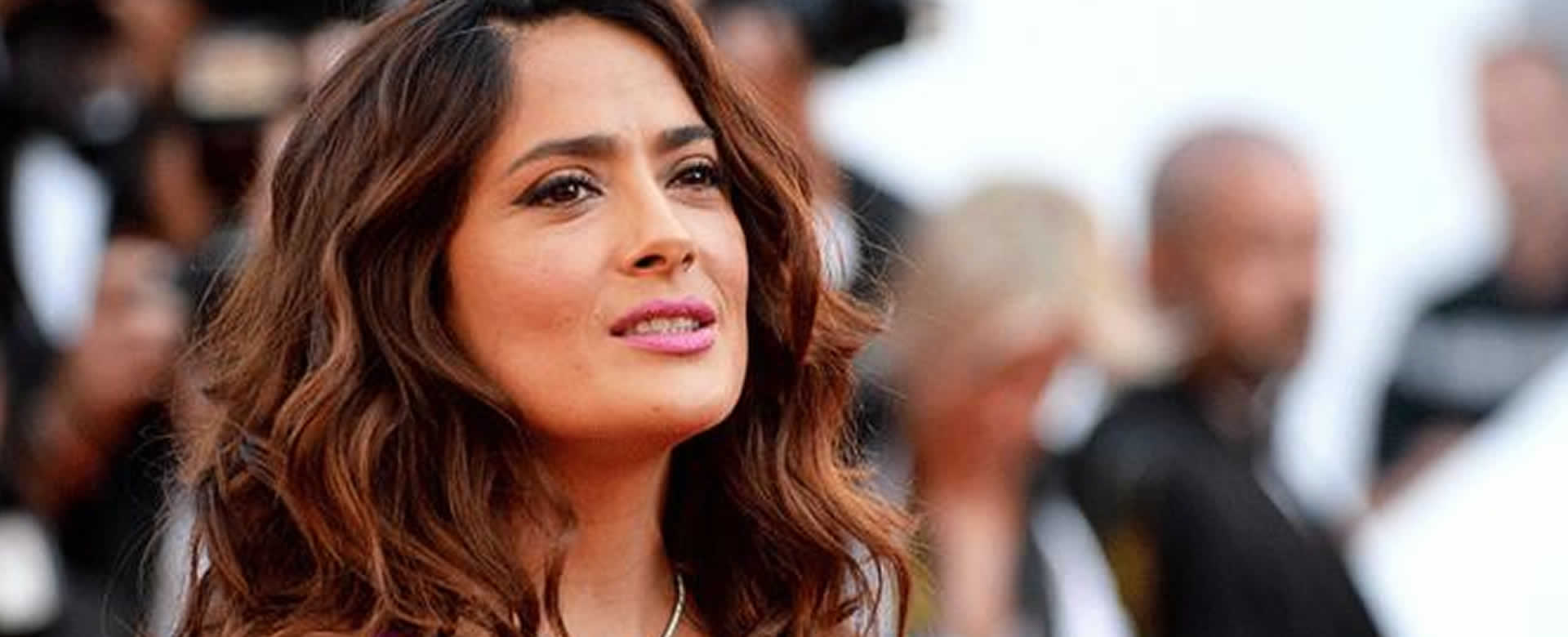 Así luce Salma Hayek sin una gota de maquillaje