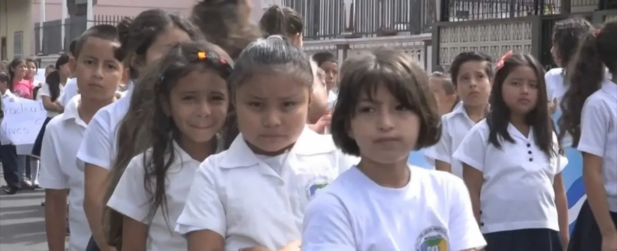 Matagalpinos celebran el Día del Estudiante con emotiva Caminata por la Paz