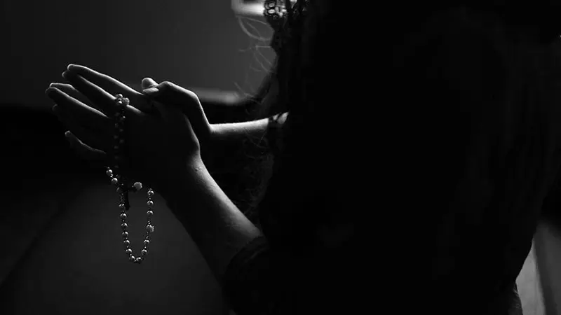 Una de las víctimas de abuso sexual por sacerdotes en Pensilvania ofrece su testimonio