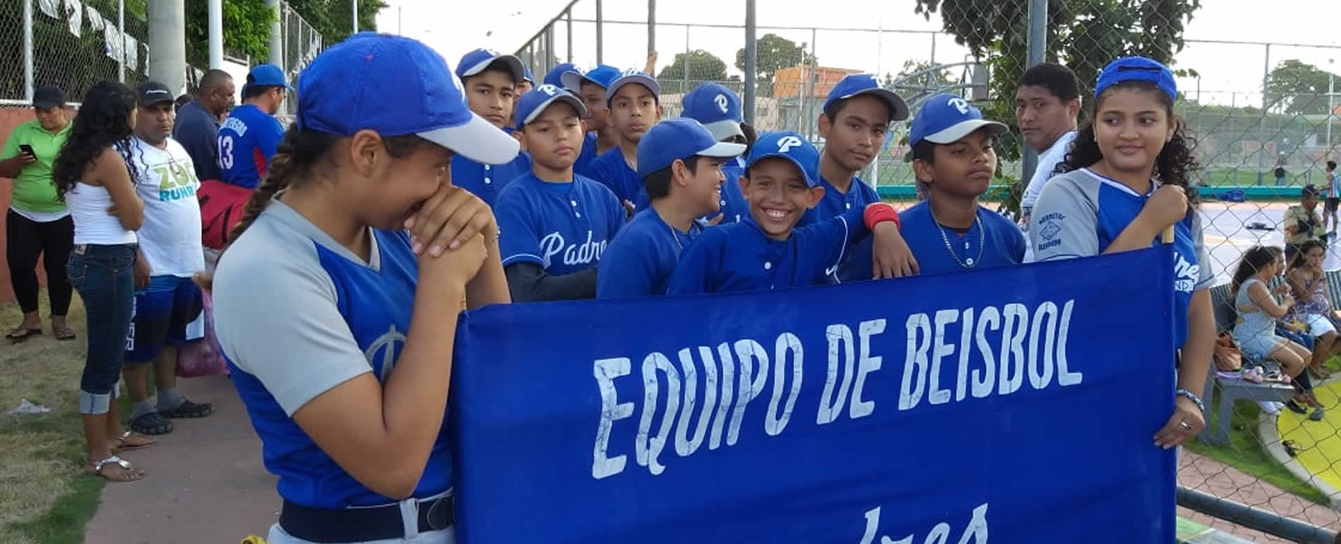ALMA apertura Liga Infantil de Béisbol en Colonia 14 de septiembre