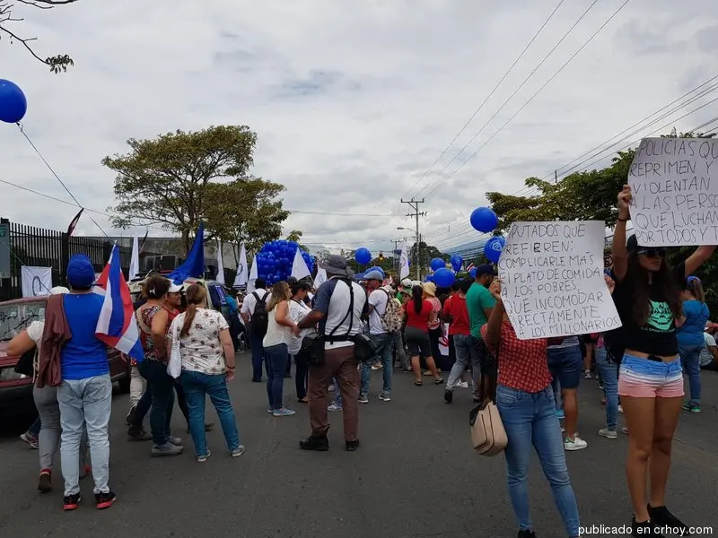 Manifestantes ticos cierran vías en distintos puntos del país