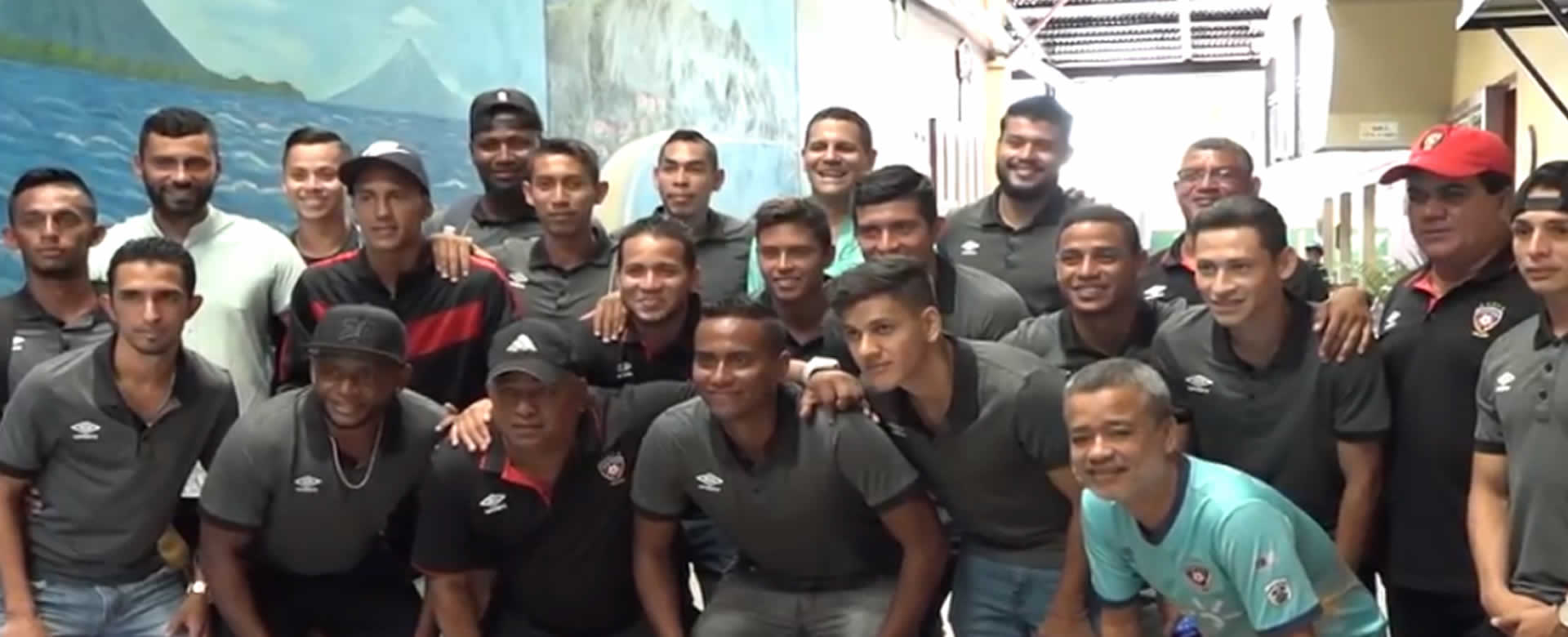 El equipo campeón, Walter Ferreti concreta alianza con Hotel Xolotlán
